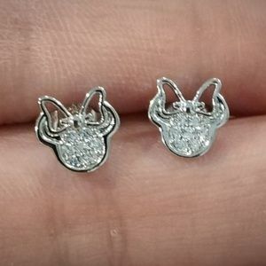 Disney Minnie zirconium earrings